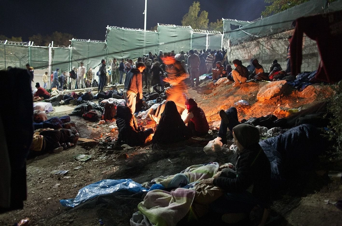 Κάνουν πλύση εγκεφάλου στα παιδιά μας – Μάθημα υπέρ των Hot Spot σε βιβλία Δημοτικού – Εκτός ελέγχου η νεοταξική προπαγάνδα